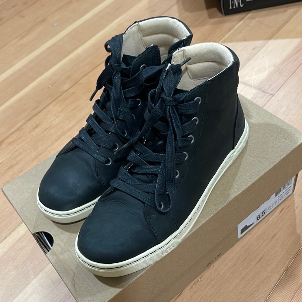 Ugg Gradie Black Sneakers